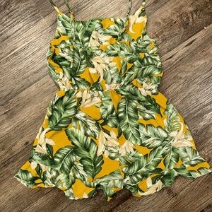 E&M Leaf Print Women's Romper Size Large